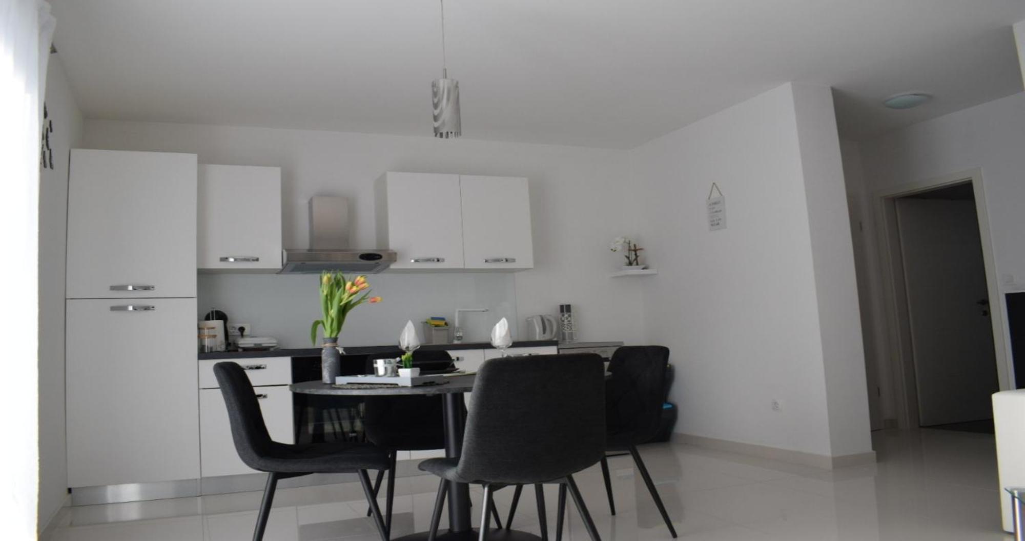 Apartmani Foresta Kras Exterior photo