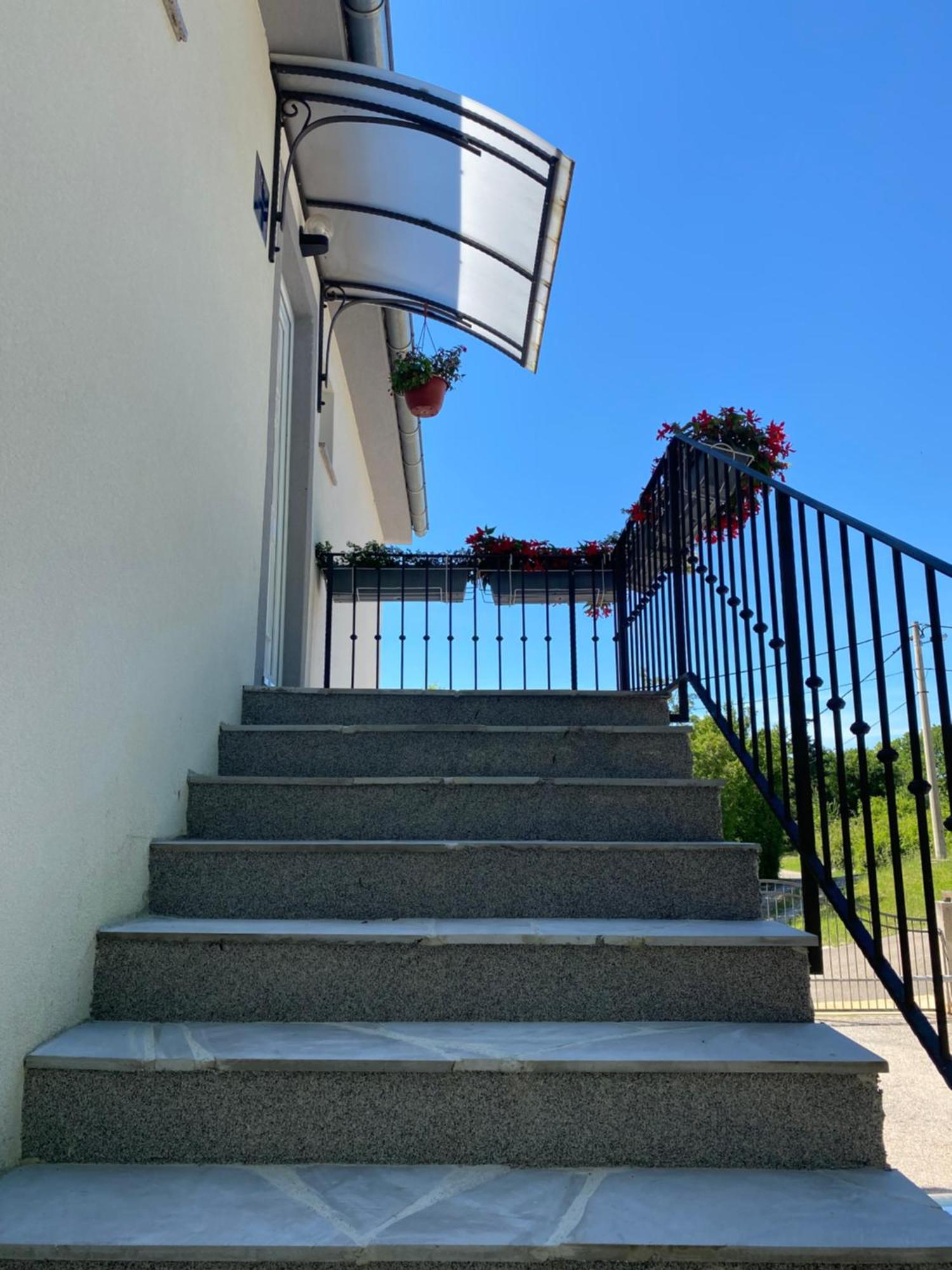 Apartmani Foresta Kras Exterior photo